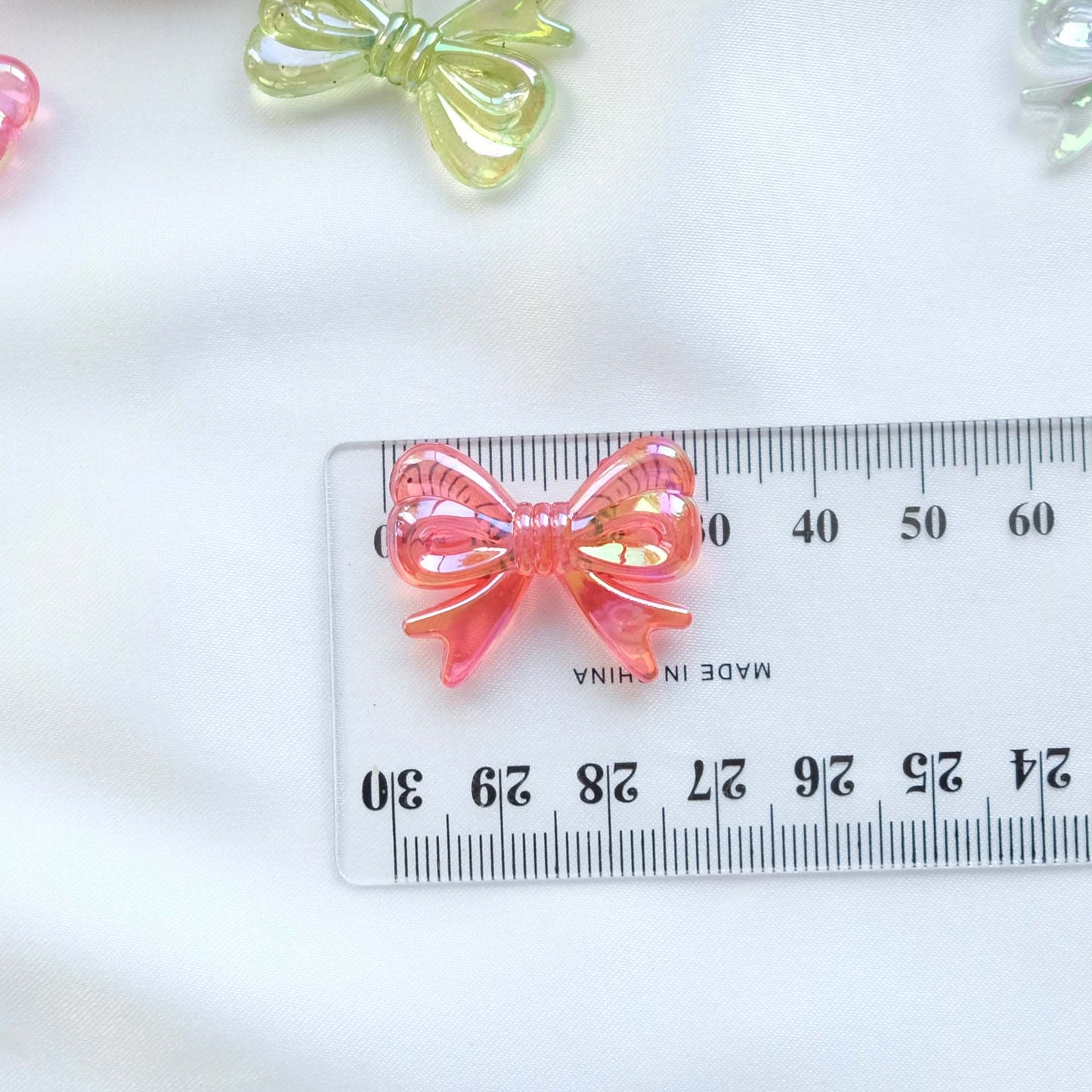 Flat Holographic Bow Beads