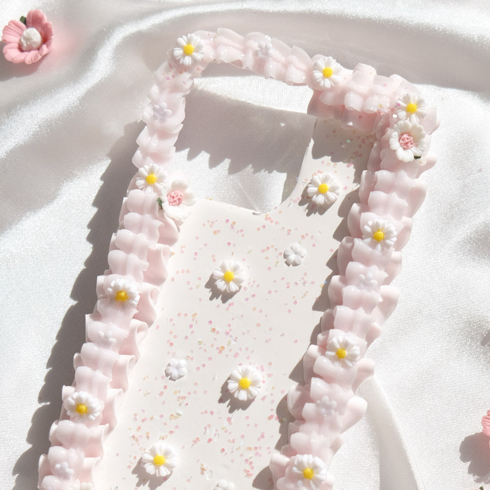 Dreamy Daisy Phone Case