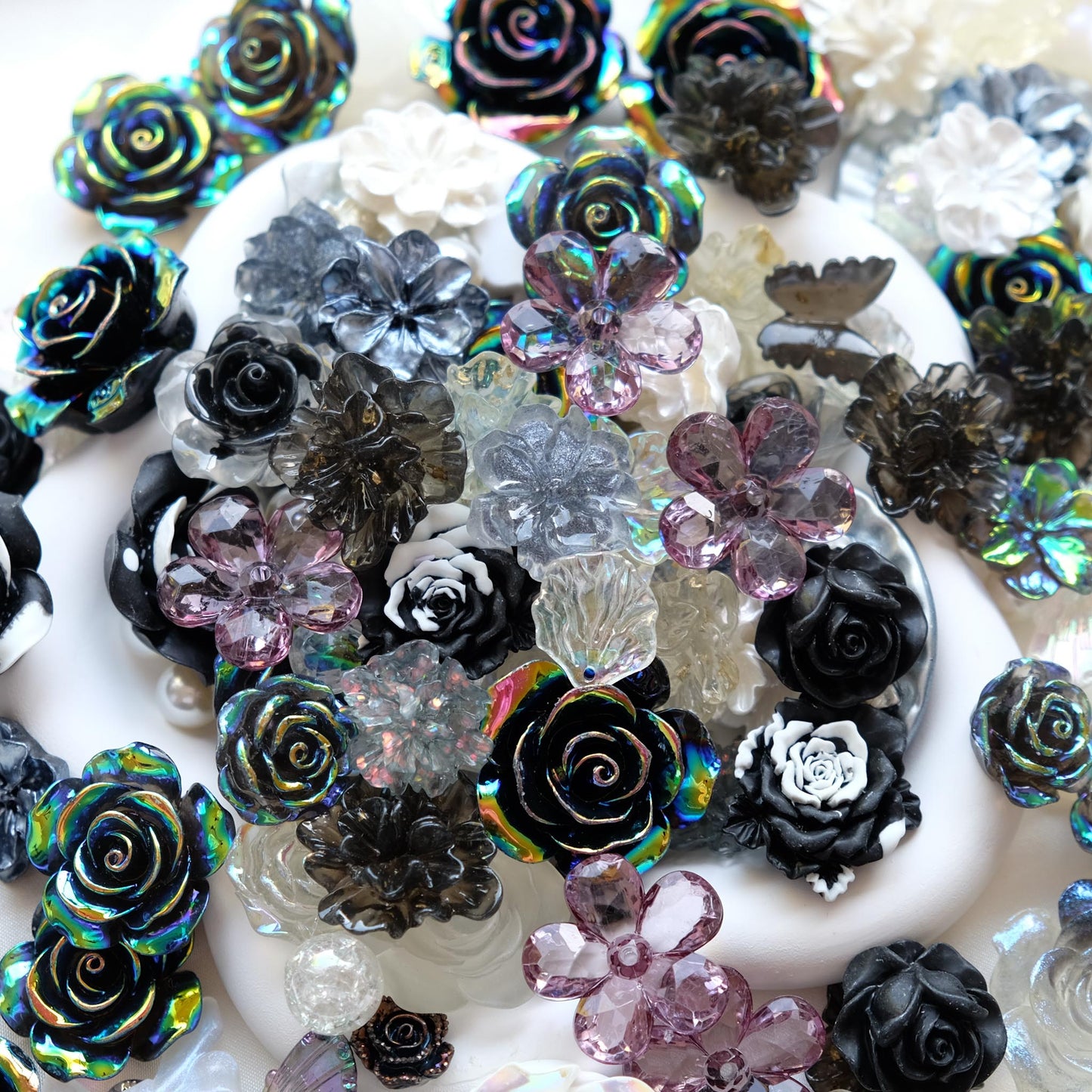 Black Baroque Style Flowers Beads